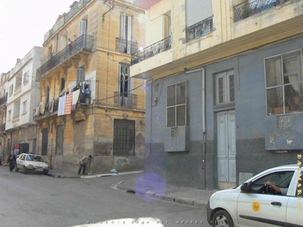 rue Rabelais 19.JPG